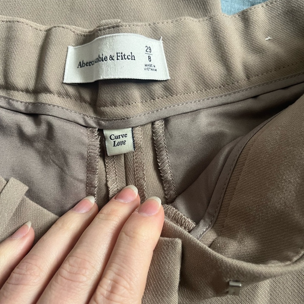Curve Love A&F Sloane Tailored Pant - Picture 3 of 4